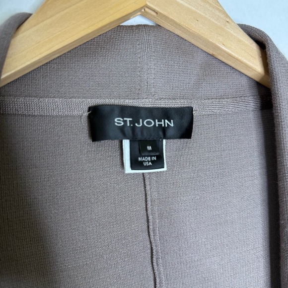 St. John Wool Rayon Blend Cardigan Jacket Size Medium Made in USA - Picture 4 of 5